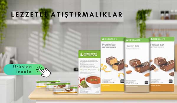 Resimde 4 adet Herbalife shake kutusu var, hepsi farklı aromalı